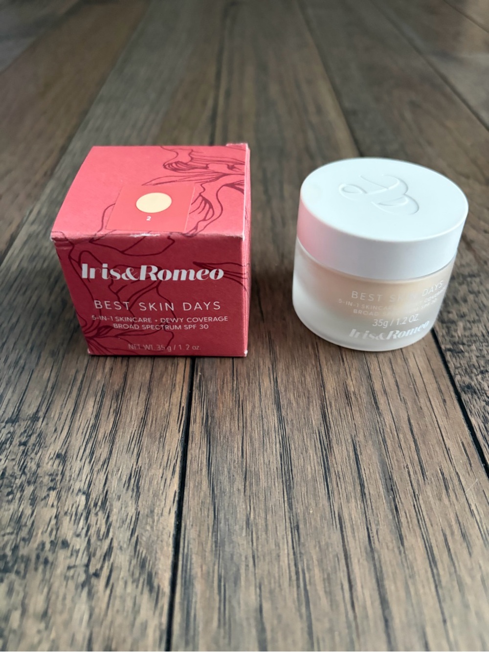 NEW- Iris&Romeo Best Skin Days 5-in-1 Dewy Coverage SPF30
